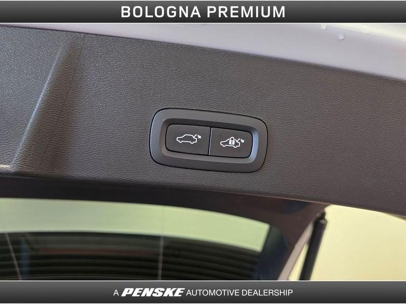 Volvo XC40 XC40 B3 automatico Core