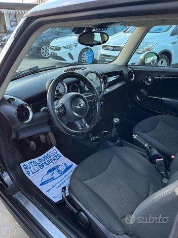 MINI Cooper D 1.6 16V Cooper D