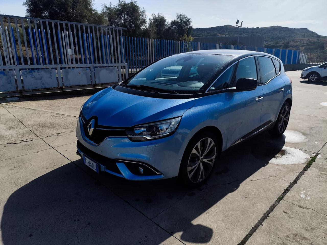 Renault Scenic Scénic dCi 8V 110 CV EDC Energy Intens