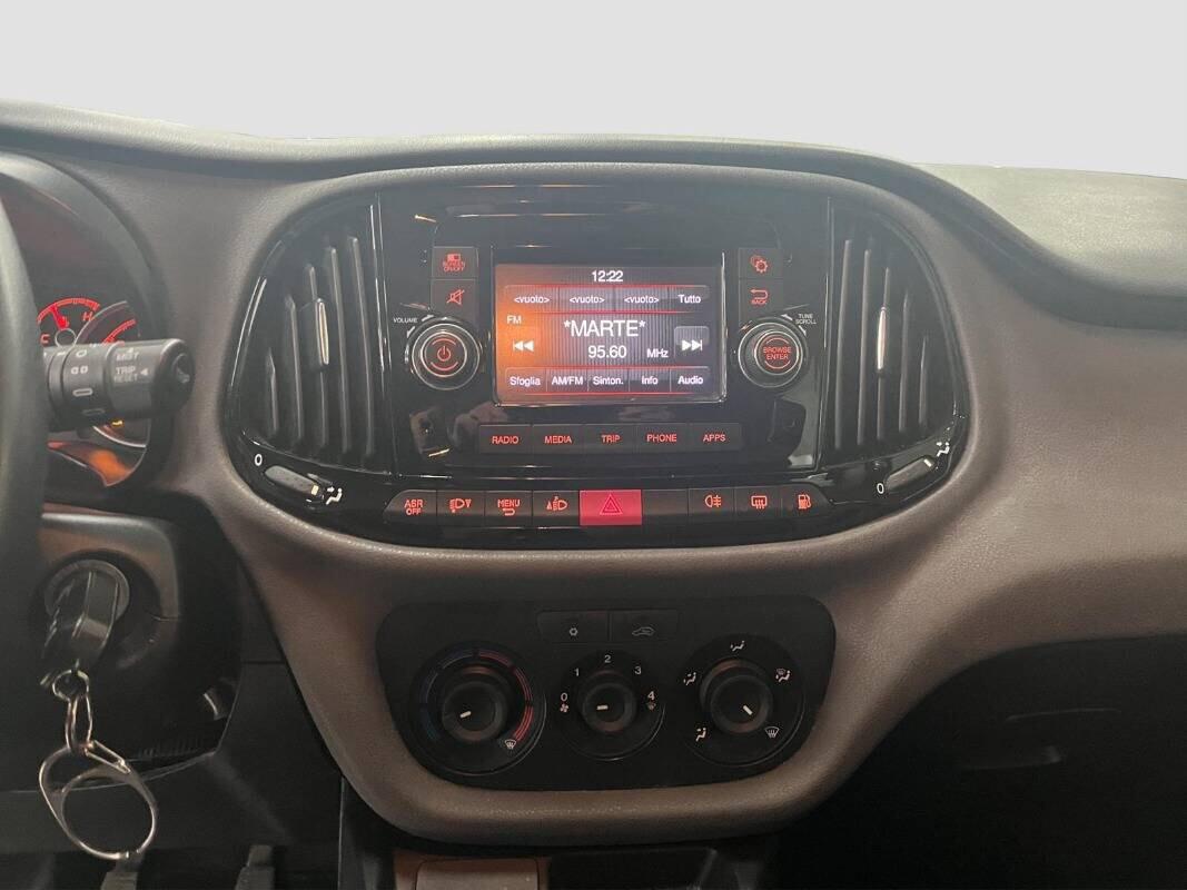 Fiat Doblo 1.4 tjt 120cv natural power Lounge 2019