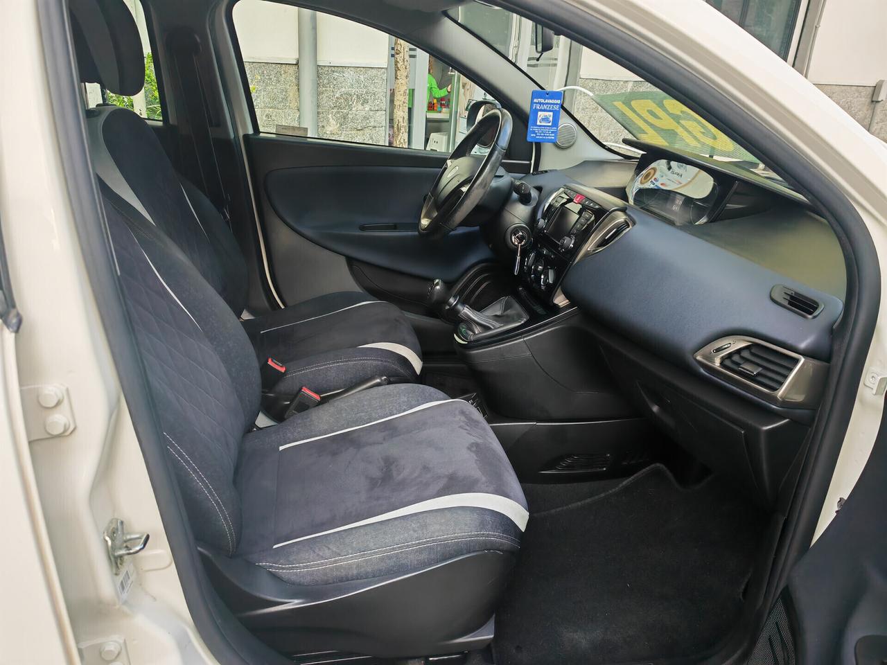 LANCIA YPSILON 1.2 BENZINA GPL ECOCHIC CV69 KW51 GOLD