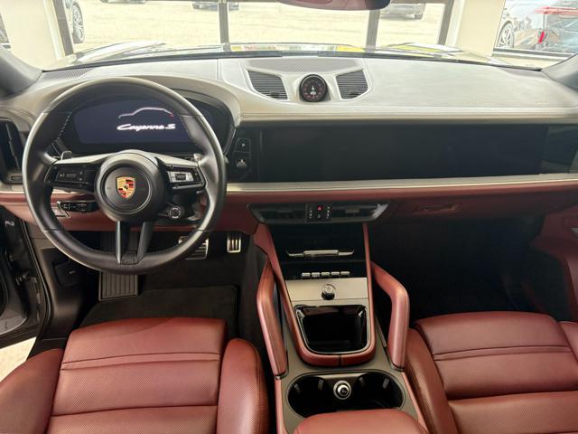 PORSCHE Cayenne Coupé 3.0 V6 S E-Hybrid ASSE POST. STERZ.-ACC