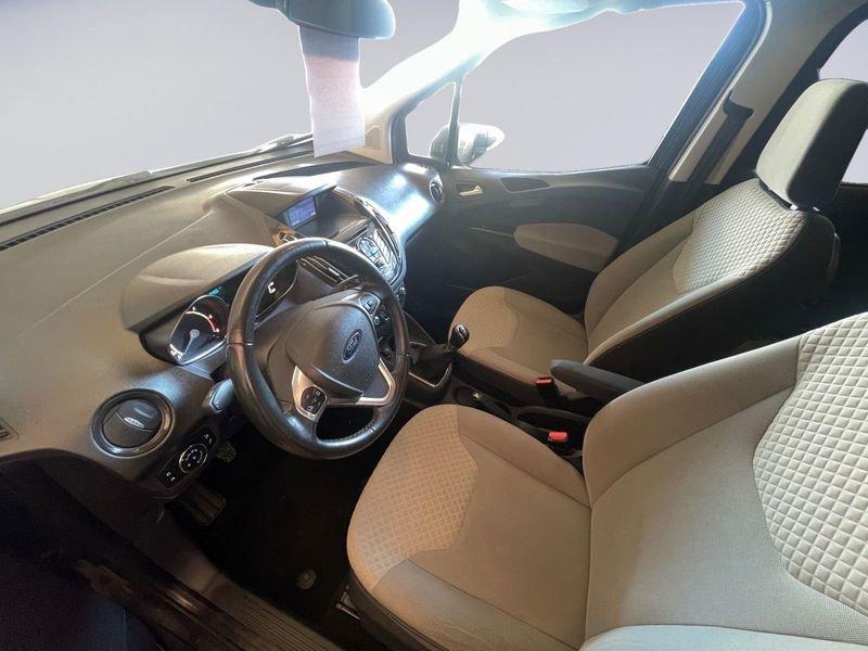 Ford Tourneo Courier 1.5 TDCI 75CV Titanium