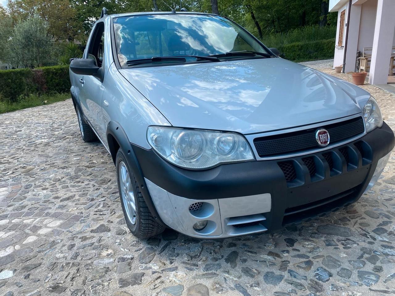 Fiat Strada 1.3 MJT Pick-up cassone lungo