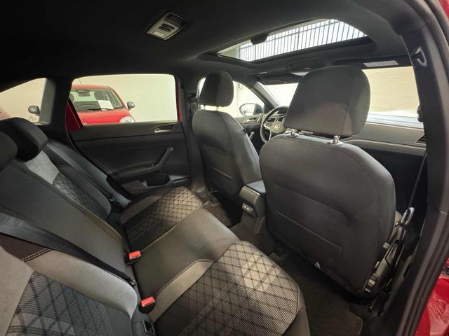 VOLKSWAGEN Taigo 1.0 TSI 110 CV R-Line