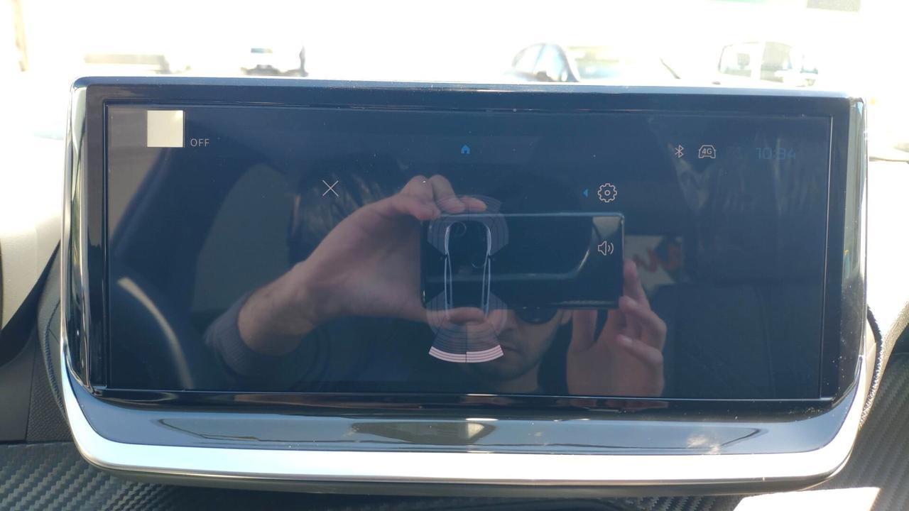 Peugeot 208 Allure 1200 Benz 100 CV Km0