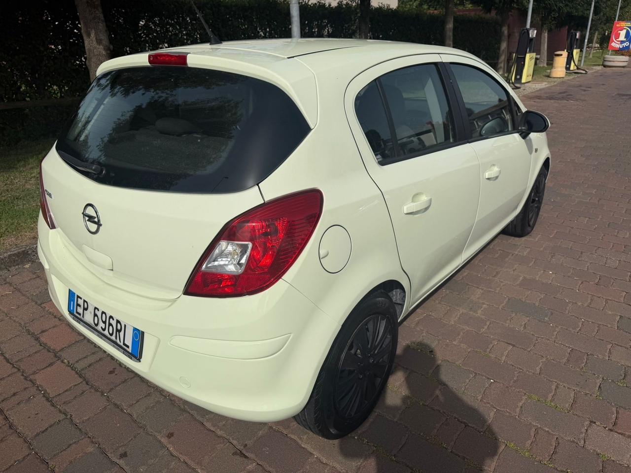 Opel Corsa 1.2 85CV 5 porte GPL-TECH Edition