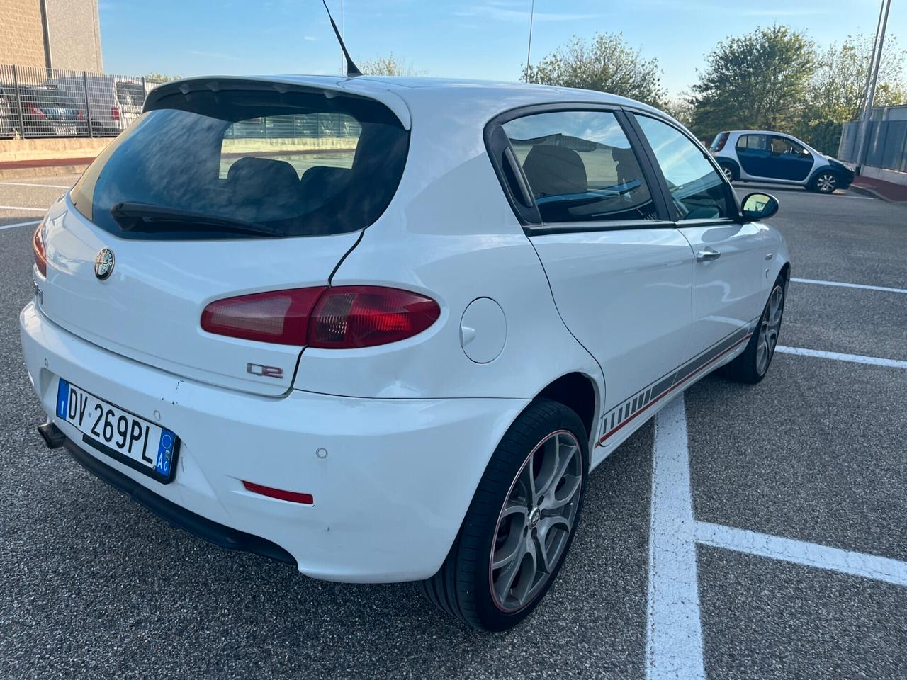 Alfa Romeo 147 1.9 JTDm Q2 (170) 5p. Ducati Corse