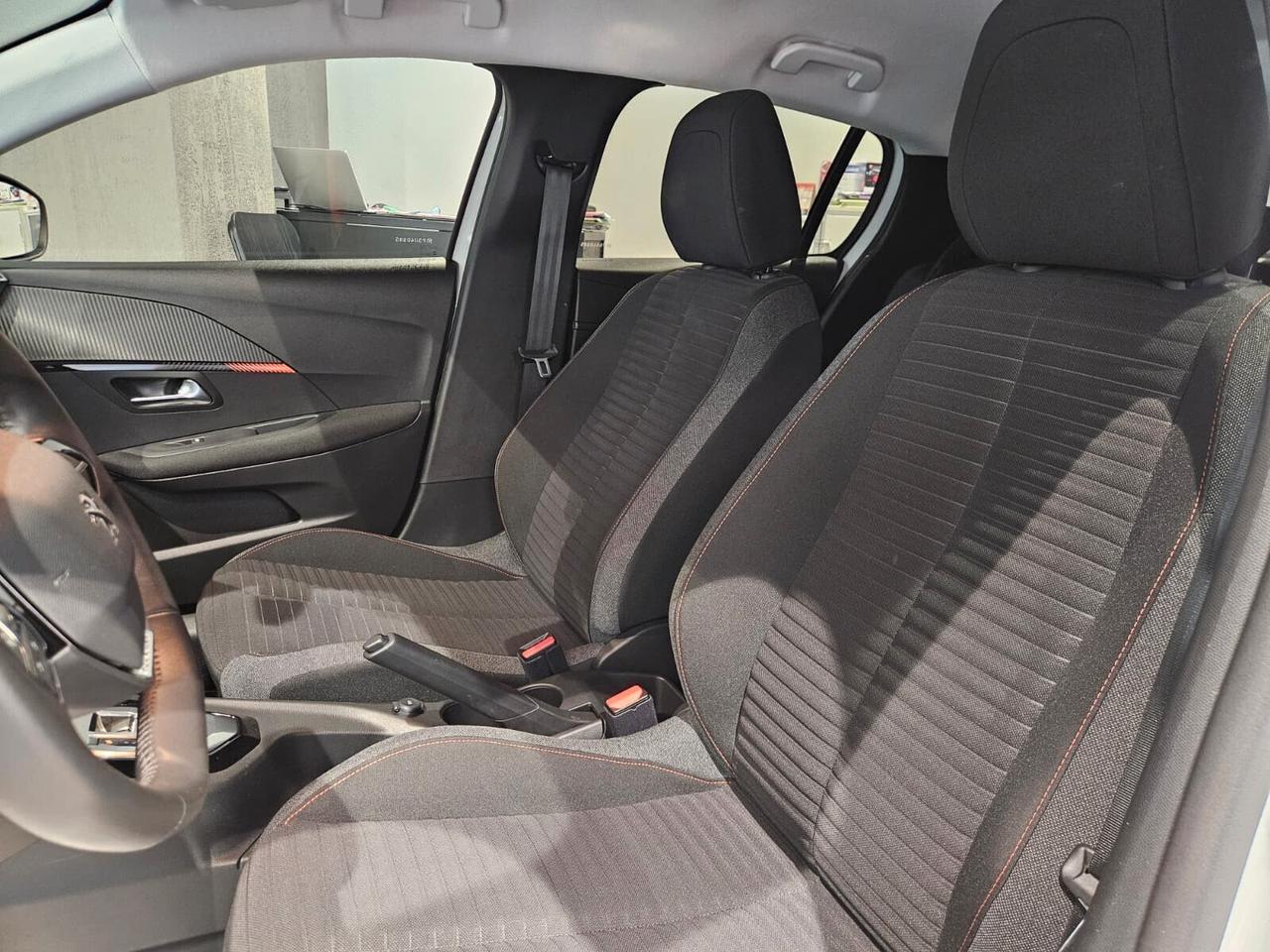 208 100cv EAT8 5 porte Allure Pack N1 IVA ESP