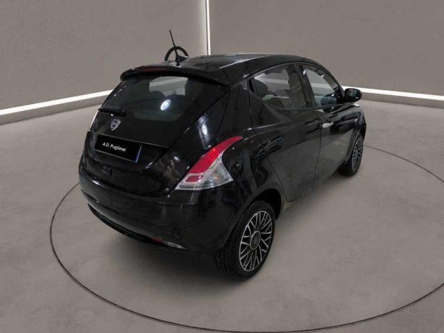 LANCIA Ypsilon 3ª serie - 1.0 FireFly 5 porte S&S Hybrid Gold