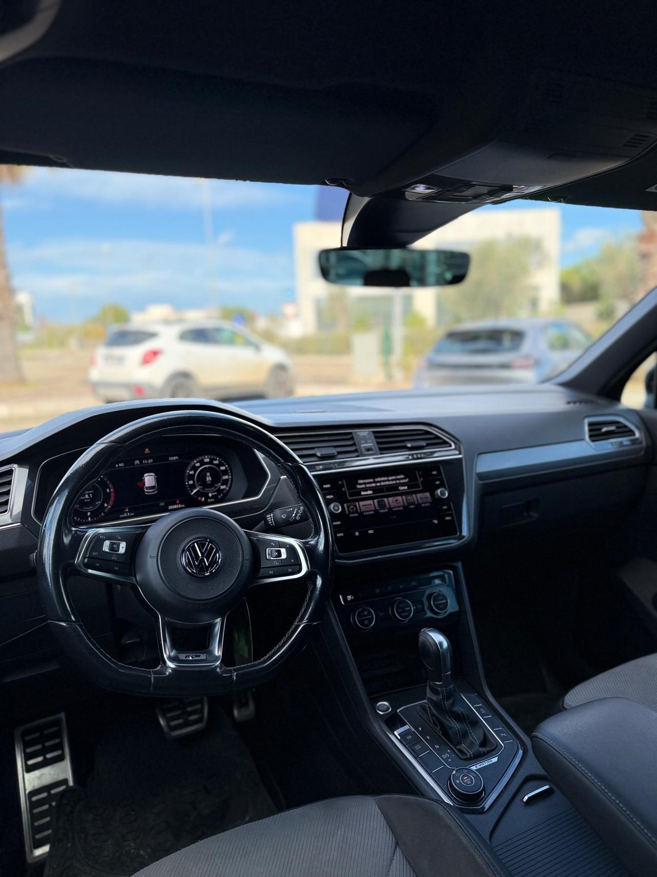 Volkswagen Tiguan 2.0 TDI SCR DSG 4MOTION R-Line – 110 kW