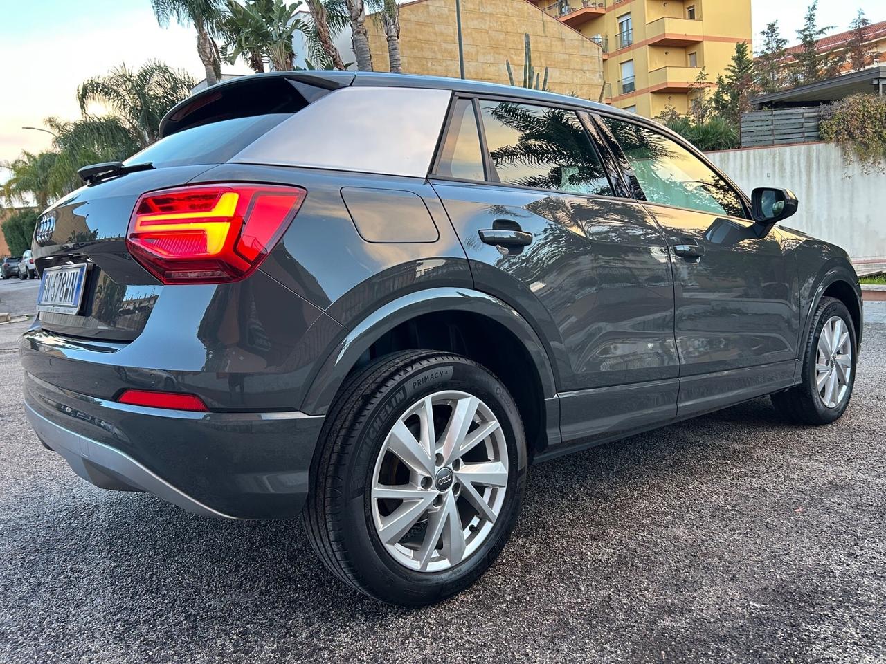 Audi Q2 1.6 TDI sport tagliandi ufficiali