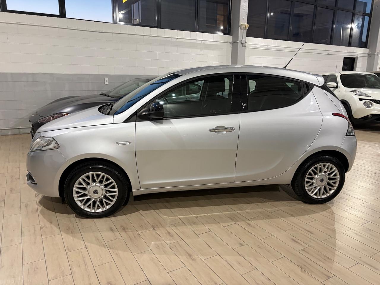 Lancia Ypsilon 0.9 TwinAir 85 CV