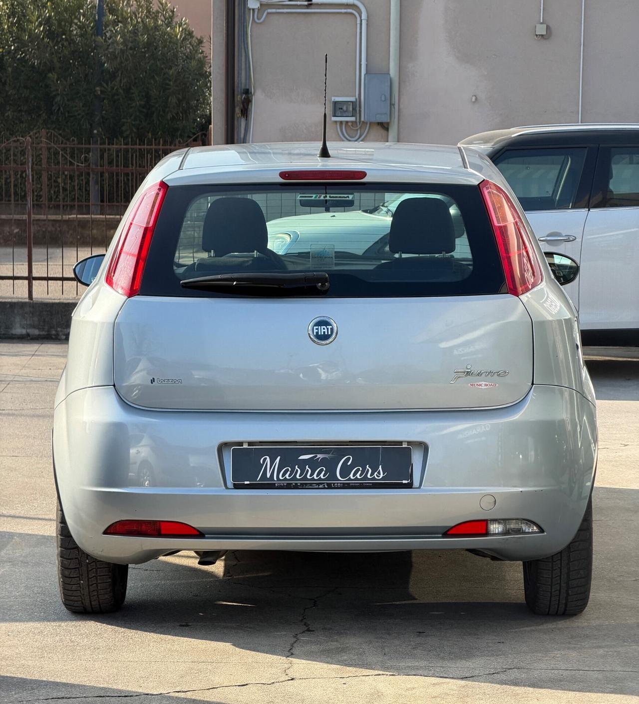 Fiat Grande Punto 1.4 5 p- neopatentati-garanzia 12mesi