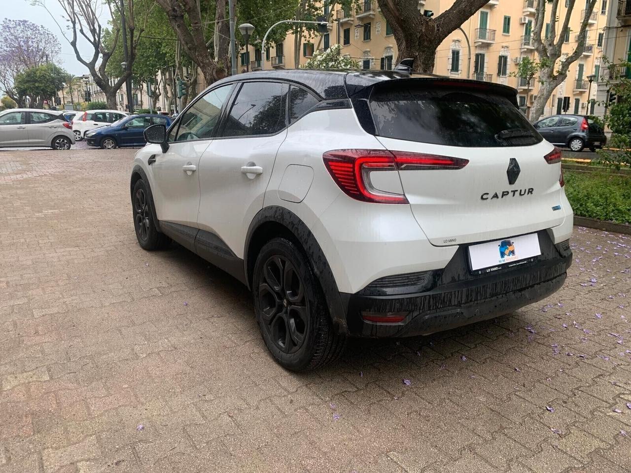 Renault Captur Plug-in Hybrid E-Tech 160 CV Rive Gauche