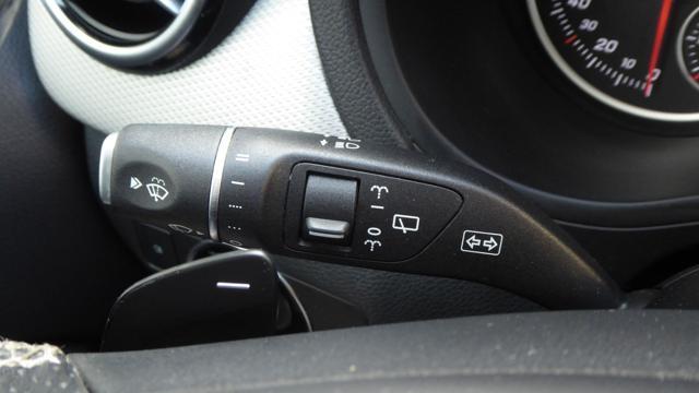 MERCEDES-BENZ B 200 d Automatic Sport