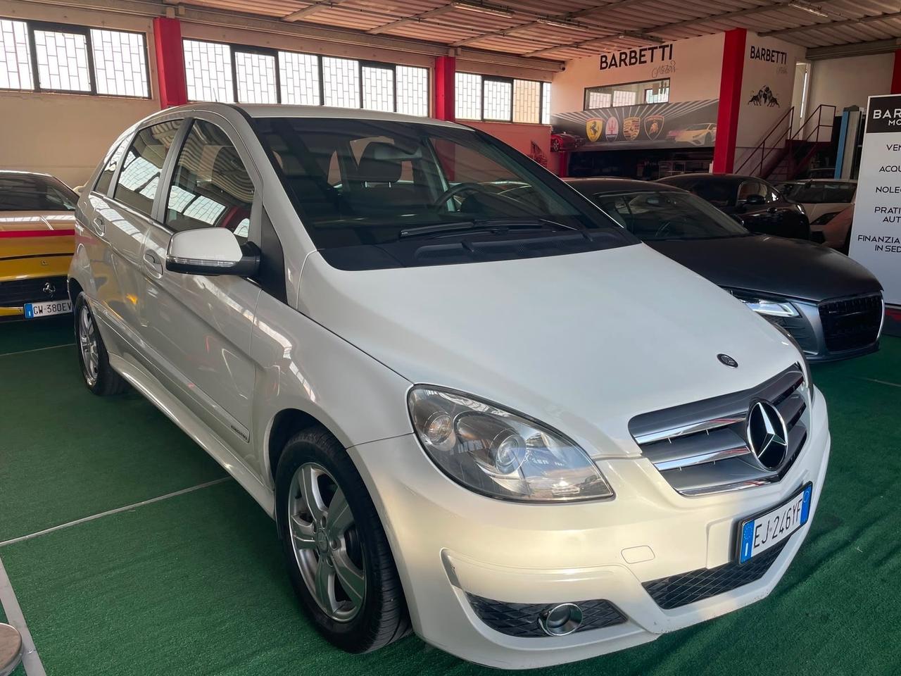 Mercedes-benz B 180 CDI Automatica PERMUTE RATE