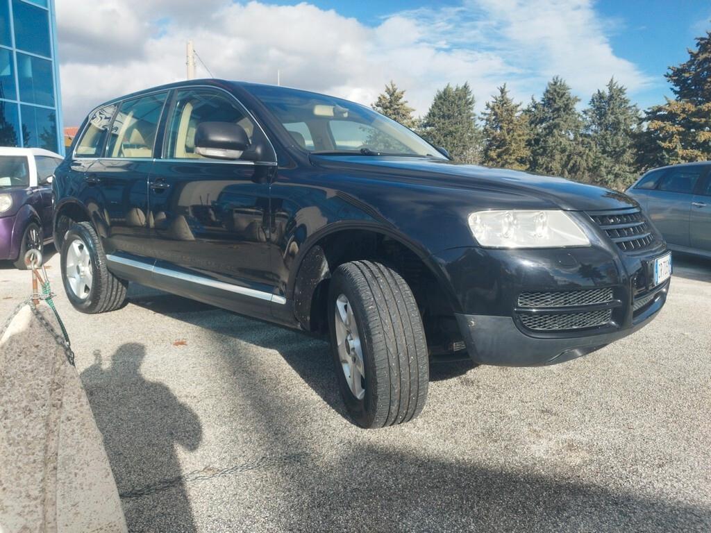 Volkswagen Touareg 2.5 R5 TDI con cambio manuale e ridotte - iscritto ASI