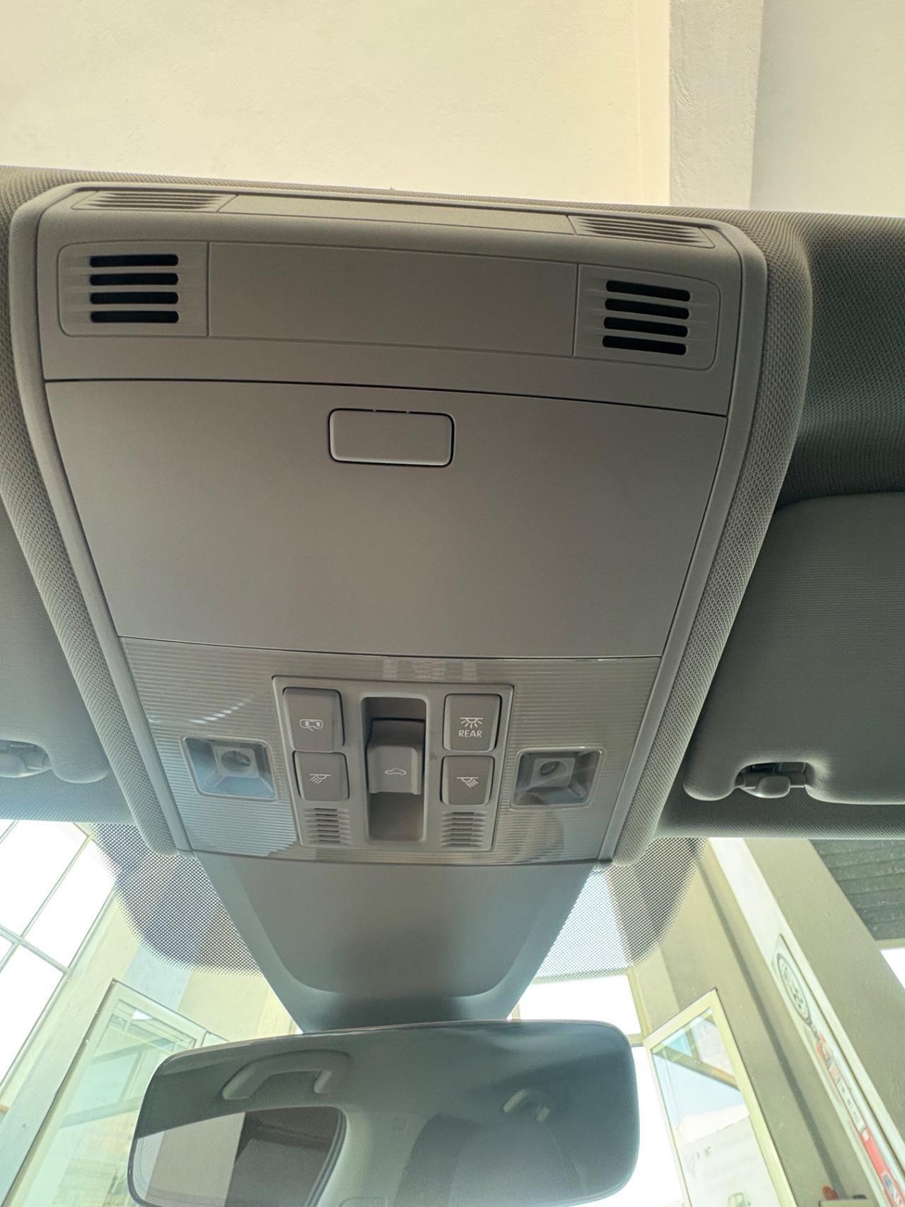 Volkswagen 7,5 full optional tetto apribile