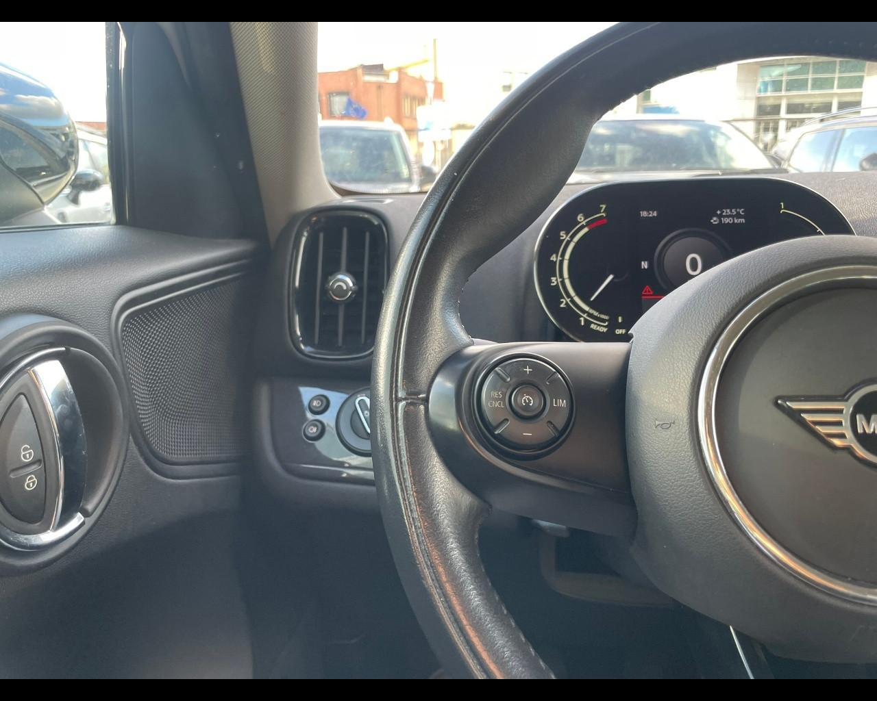 MINI Mini Countrym.(F60) - Mini 1.5 Cooper Business Countryman
