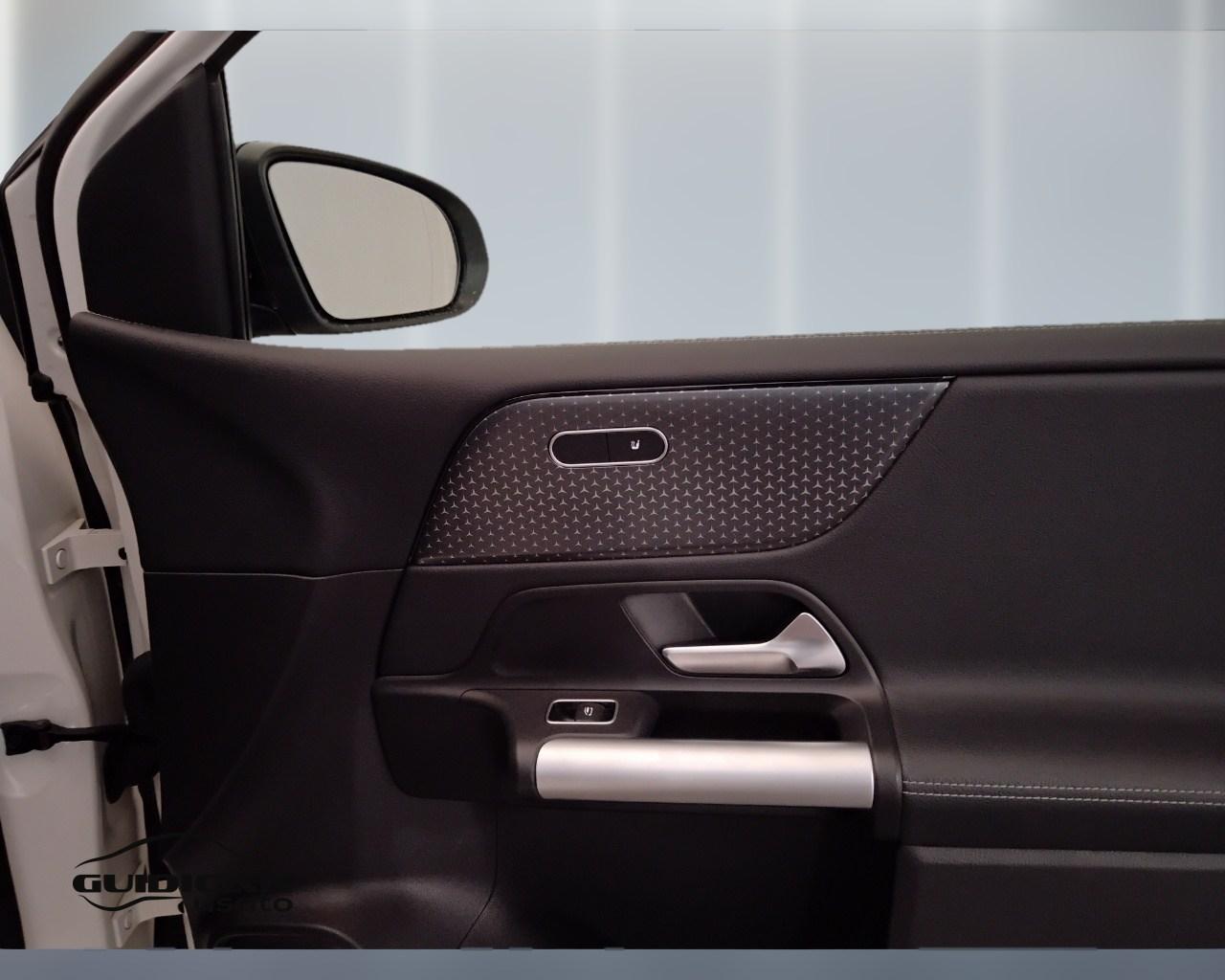 Mercedes-Benz Classe B - W247 2023 - B 180 d Progressive Advanced auto