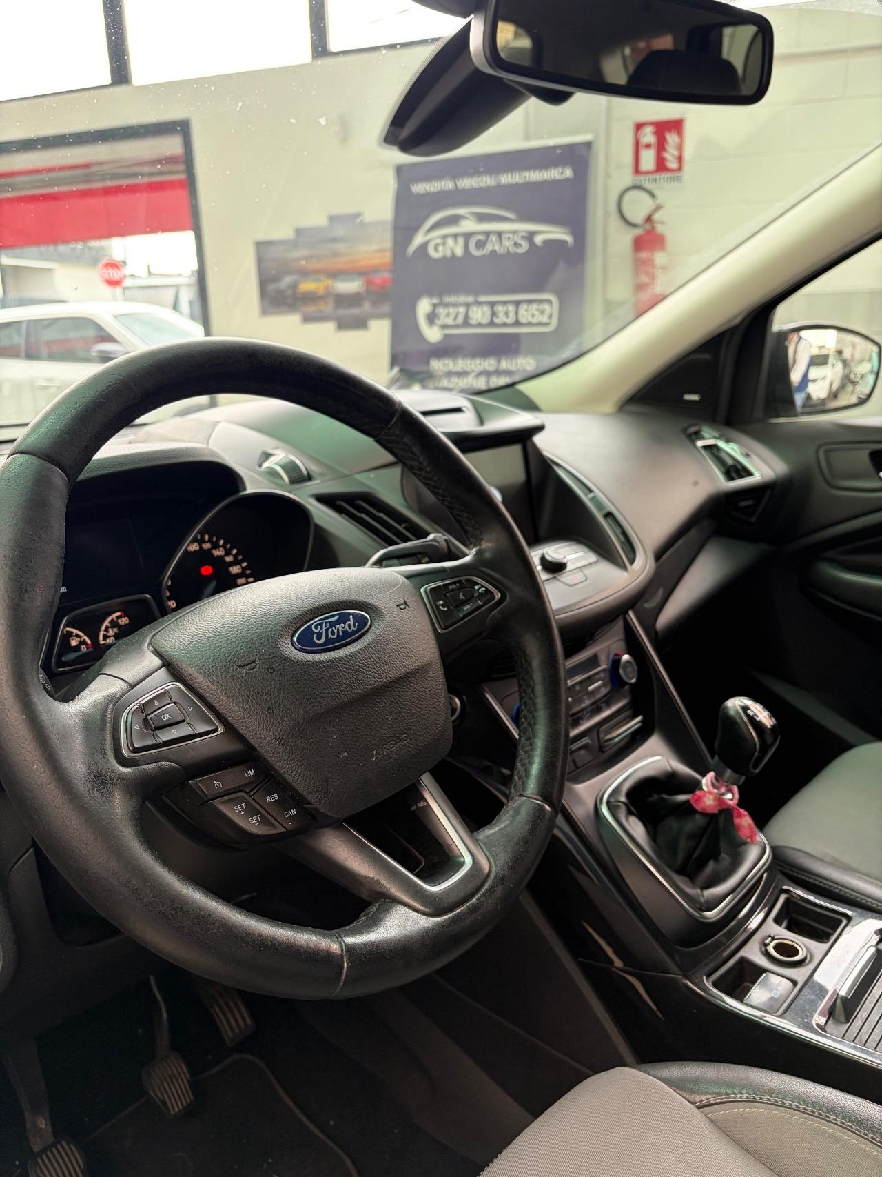 Ford Kuga 1.5 TDCI 120 CV S&S 2WD Titanium