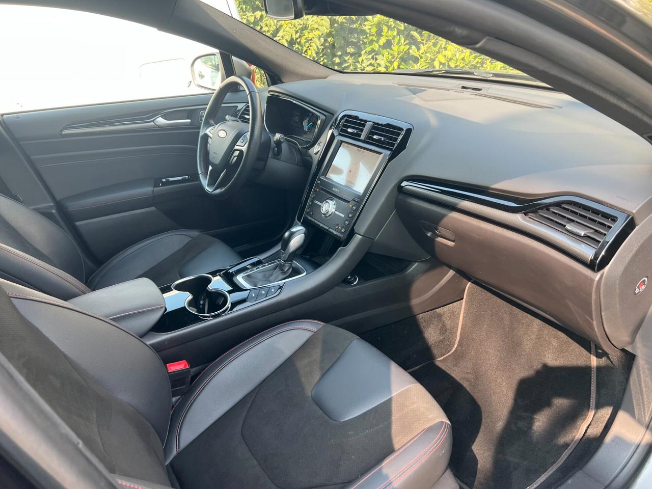 Ford Mondeo Full Hybrid 2.0 187 CV eCVT SW ST-Line Business