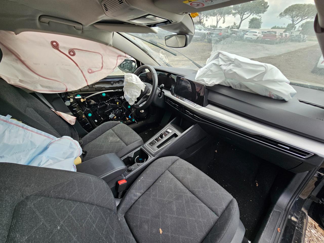 SINISTRATO Volkswagen Golf 2.0 TDI 115 CV DSG SCR Life