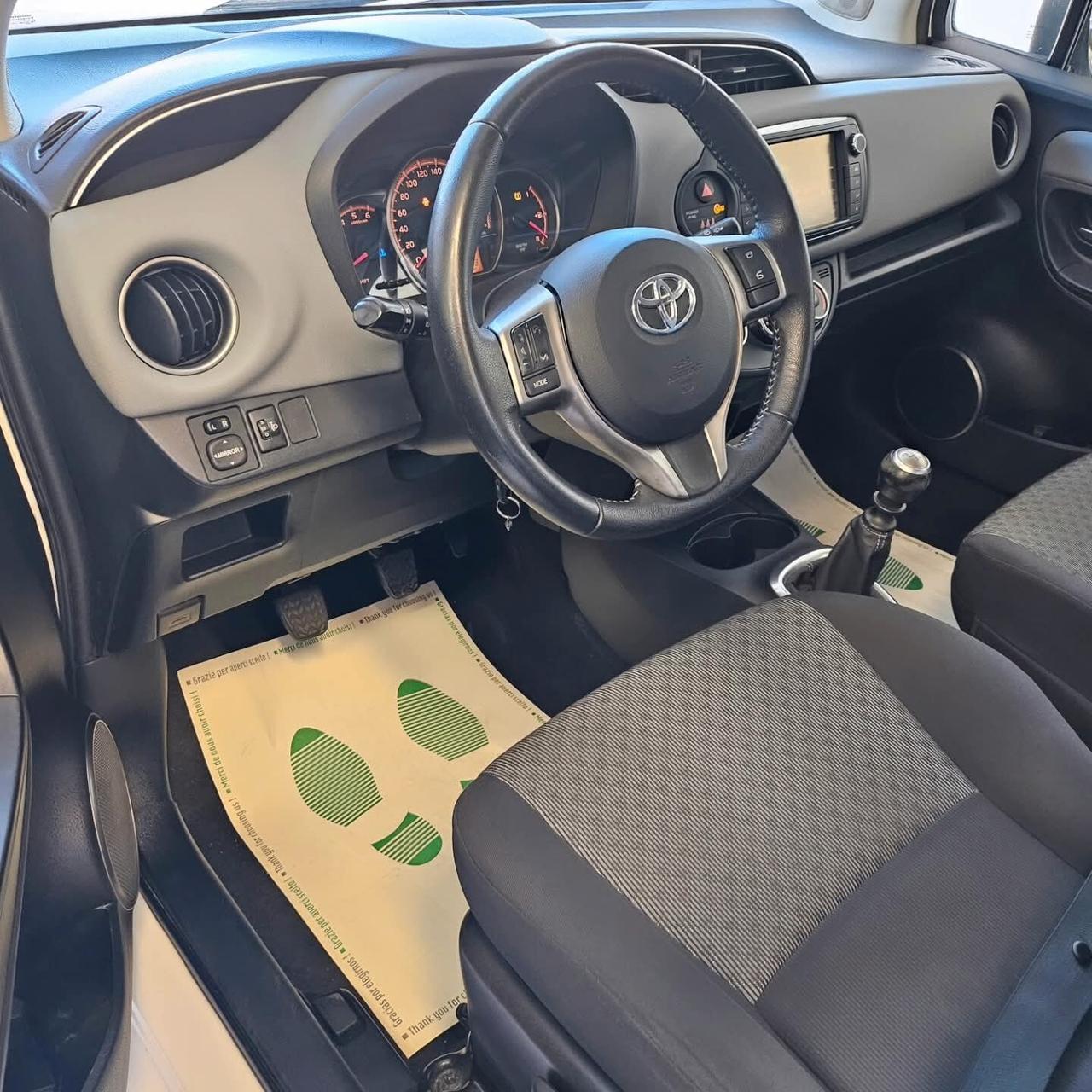 Toyota Yaris 1.0 5 porte Lounge KM 120000