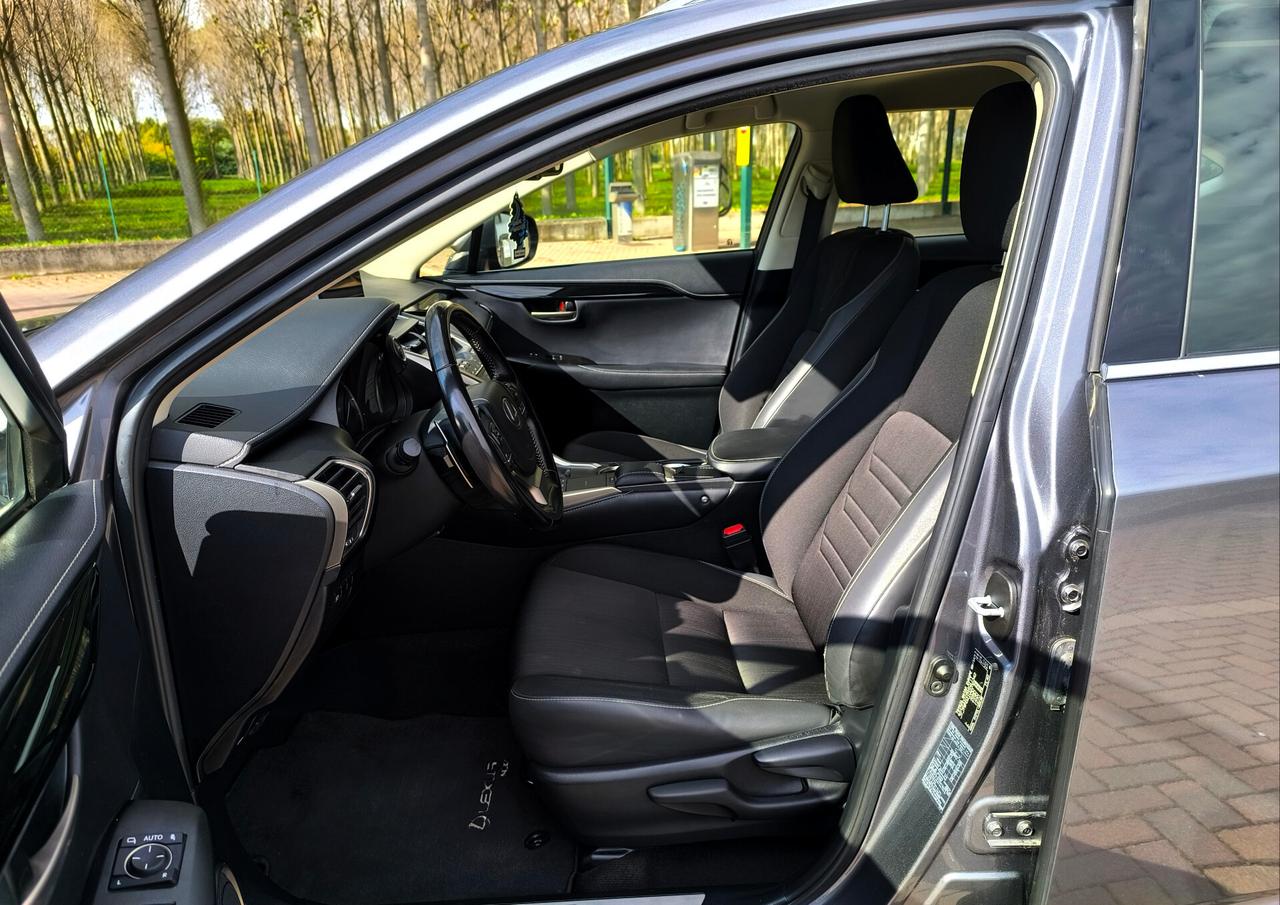 Lexus NX 300h Hybrid Business