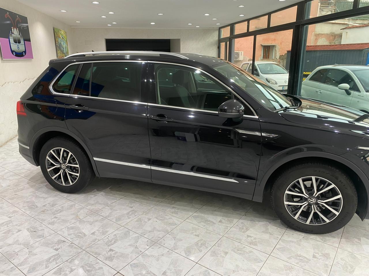 Volkswagen Tiguan 2.0 TDI 150 CV SCR DSG Elegance