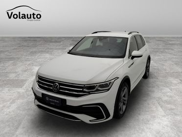 VOLKSWAGEN Tiguan II 2021 - Tiguan 2.0 tdi R-Line 150cv dsg