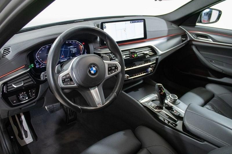 BMW Serie 5 518d Touring mhev 48V Msport auto