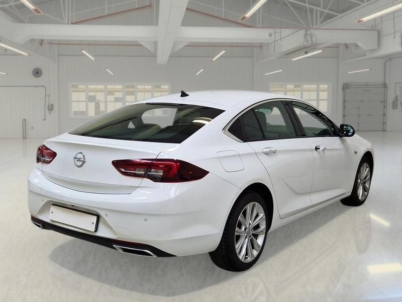 OPEL INSIGNIA GRAND SPORT 2.0 CDTI BUSINESS ELEGANCE 174 CV AT8 5 PORTE BERLINA