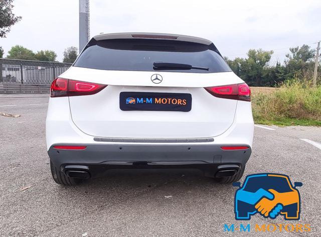 MERCEDES-BENZ GLA 200 Automatic Sport Plus