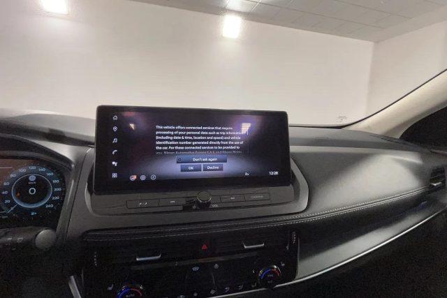 NISSAN Qashqai 1.3 MHEV 158 N-Connecta CVT