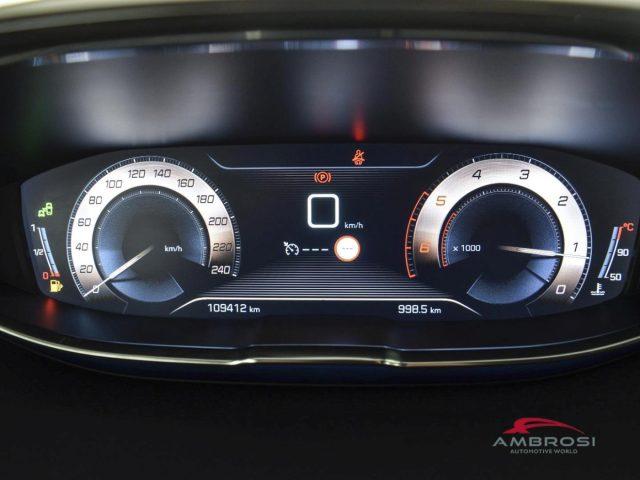 PEUGEOT 5008 BlueHDi 130 S&S GT Line