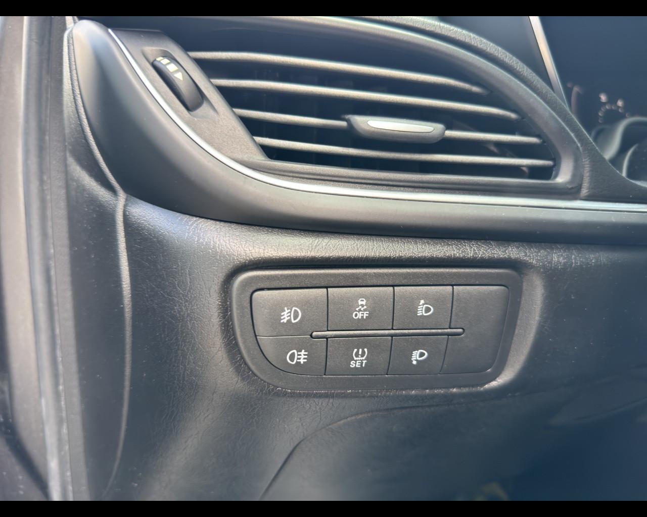 FIAT Tipo (2015-->) - Tipo 1.3 Mjt S&S SW Business