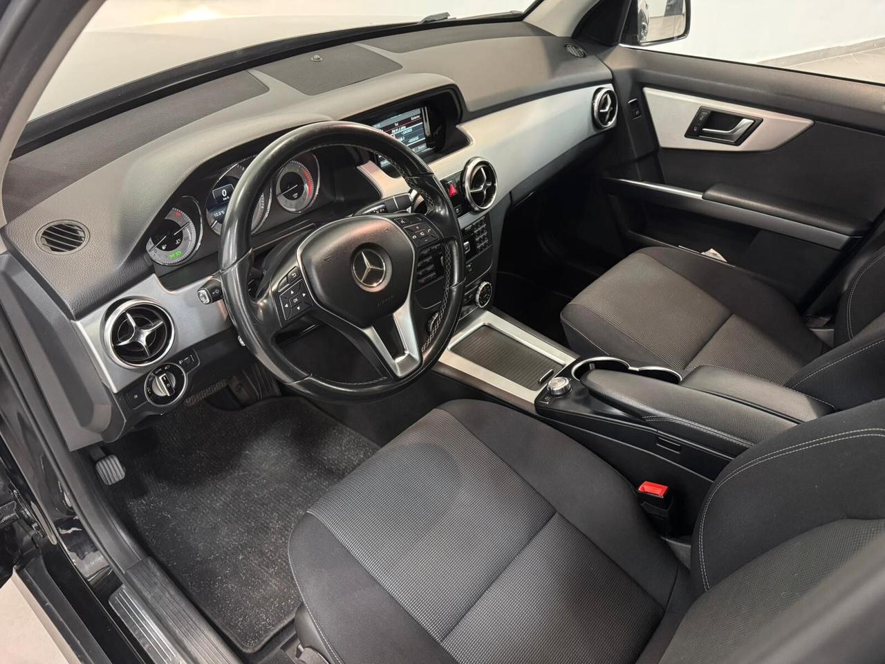 Mercedes-benz GLK 220 CDI Sport premium automatic full edition