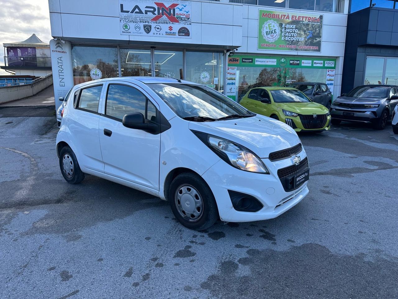 Chevrolet Spark 1.0 LT