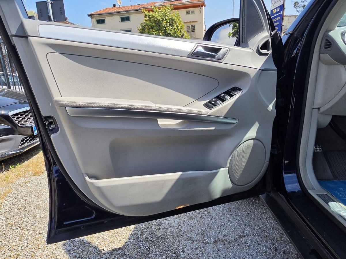 MERCEDES - Classe ML - 320 CDI Sport