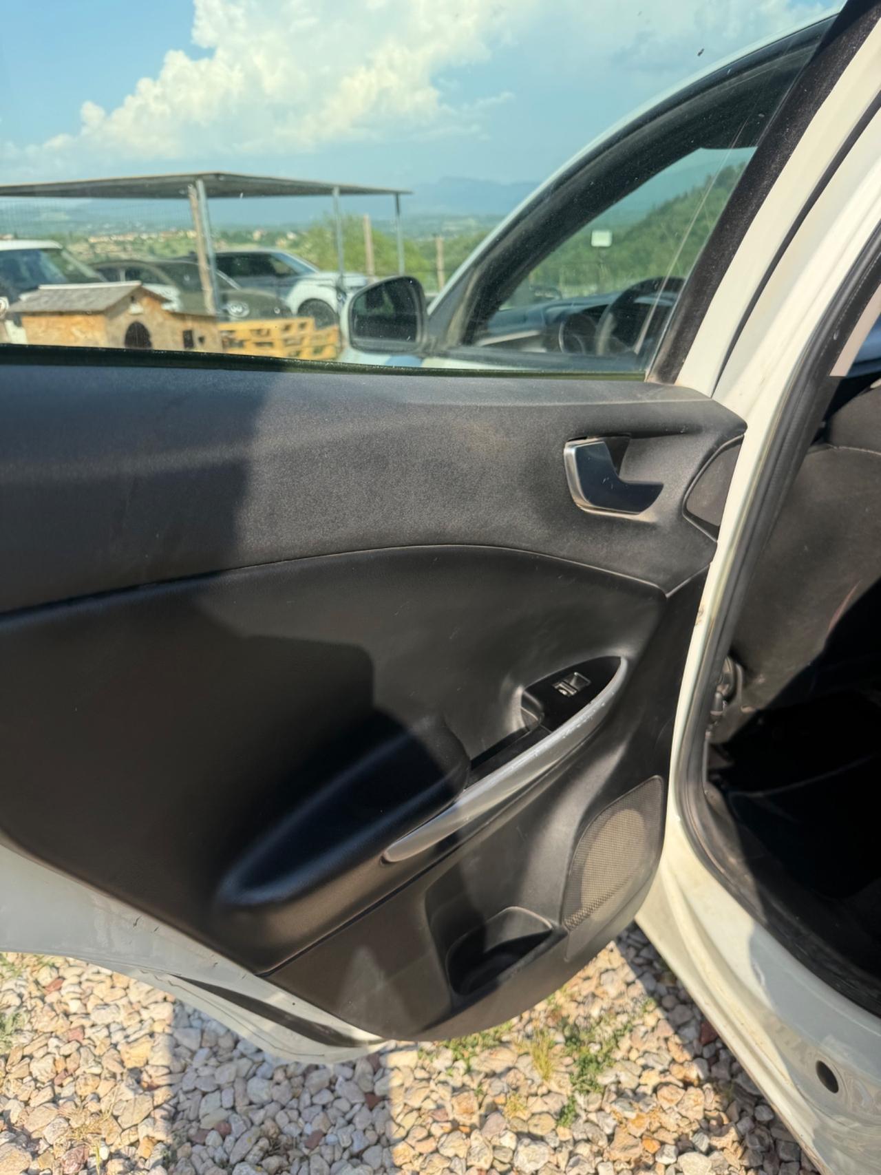Alfa Romeo Giulietta 1.4 Turbo 120 CV GPL Progression