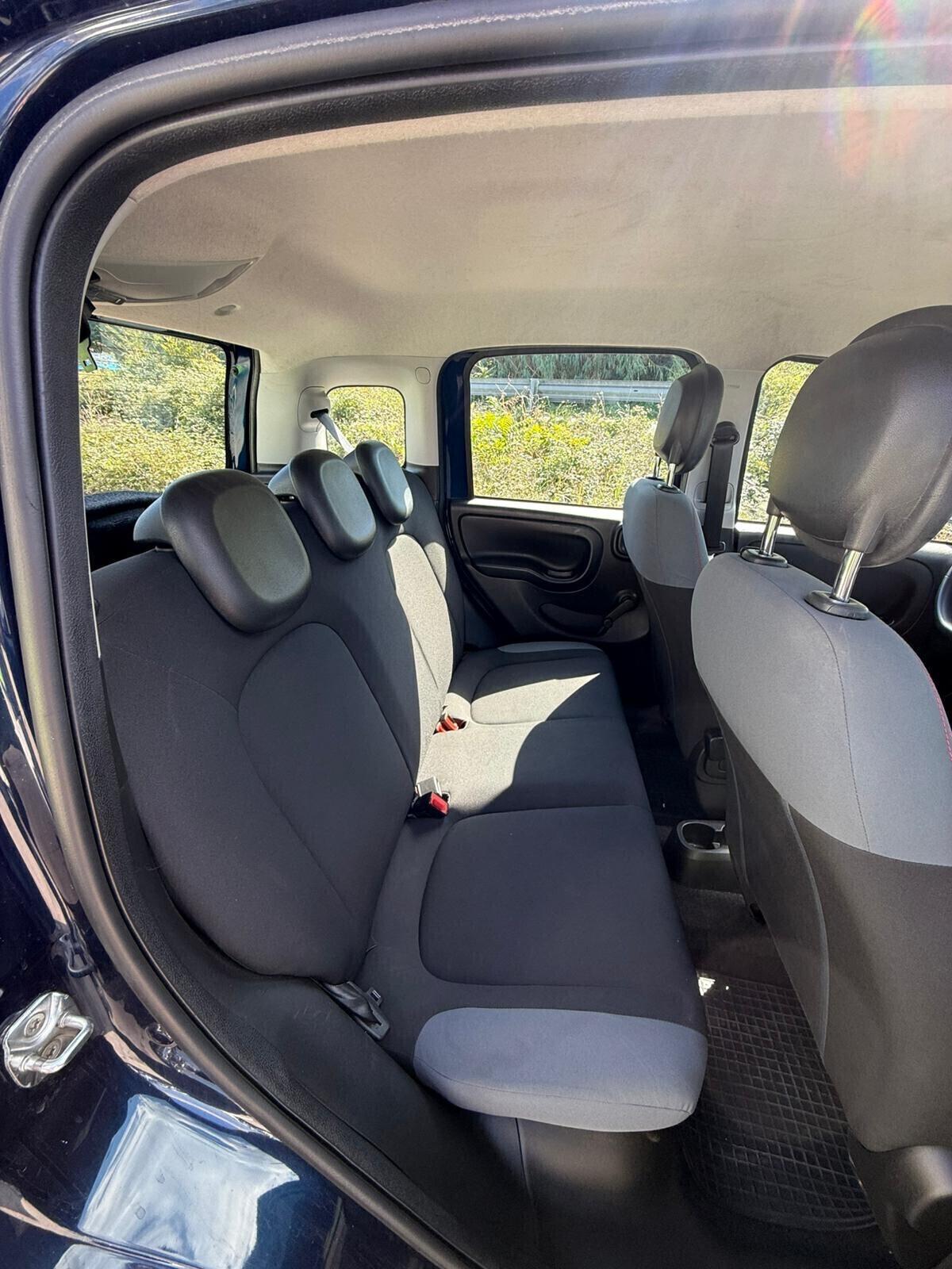 Fiat Panda 1.2 Connected by Wind