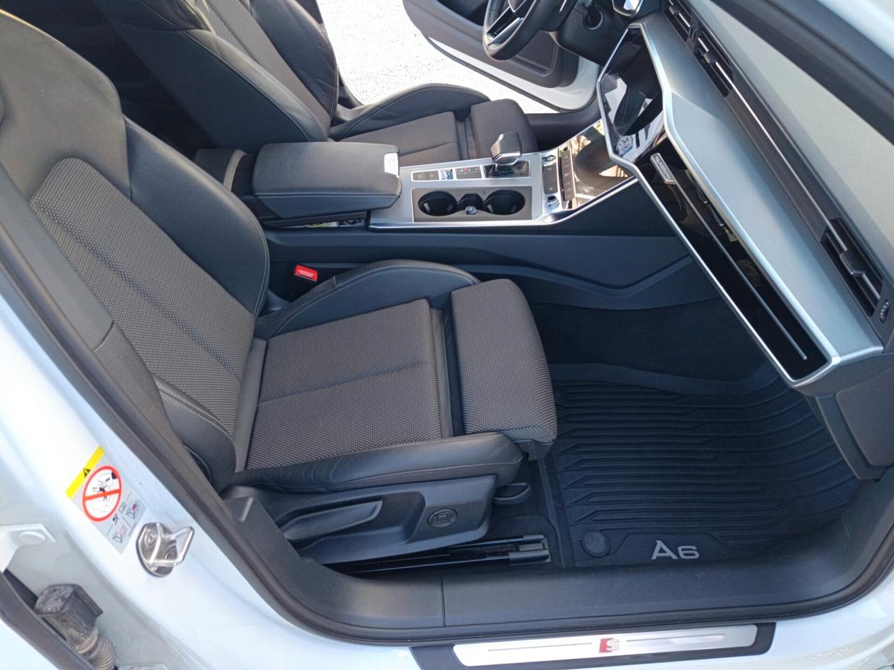 Audi A6 Avant 40 TDI S-Line Quattro Tua a 493€/Mese