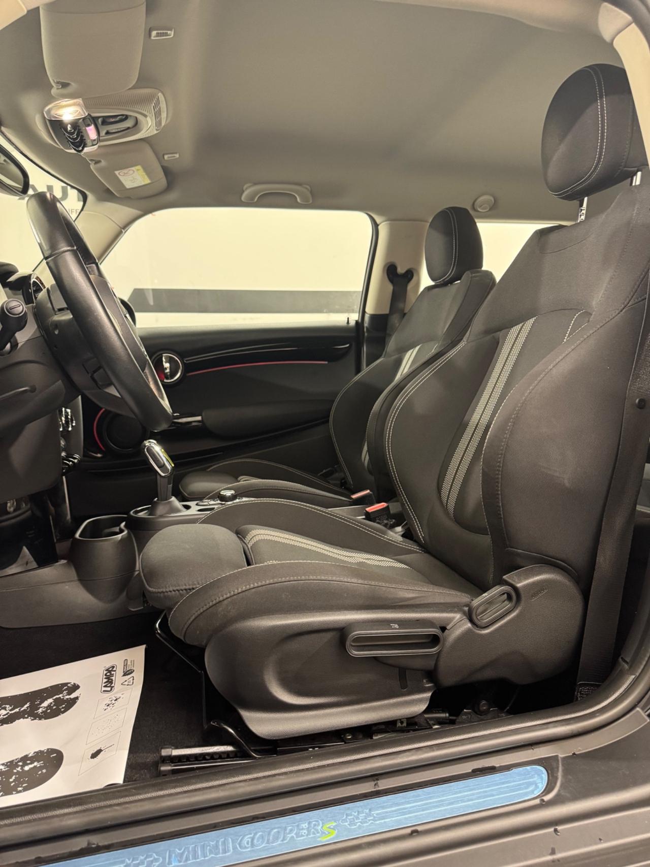 Mini Full Electric Cooper SE Yours PROMO OMAGGIO BLACK FRIDAY FINO AL 29 NOVEMBRE