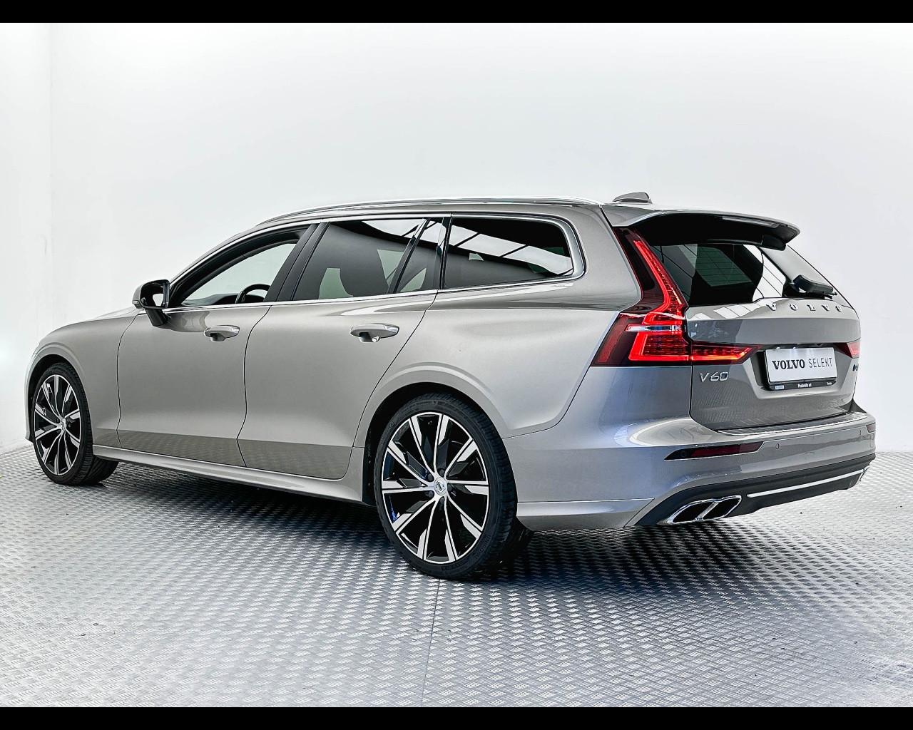 VOLVO V60 (2018-->) - V60 D4 Geartronic Inscription