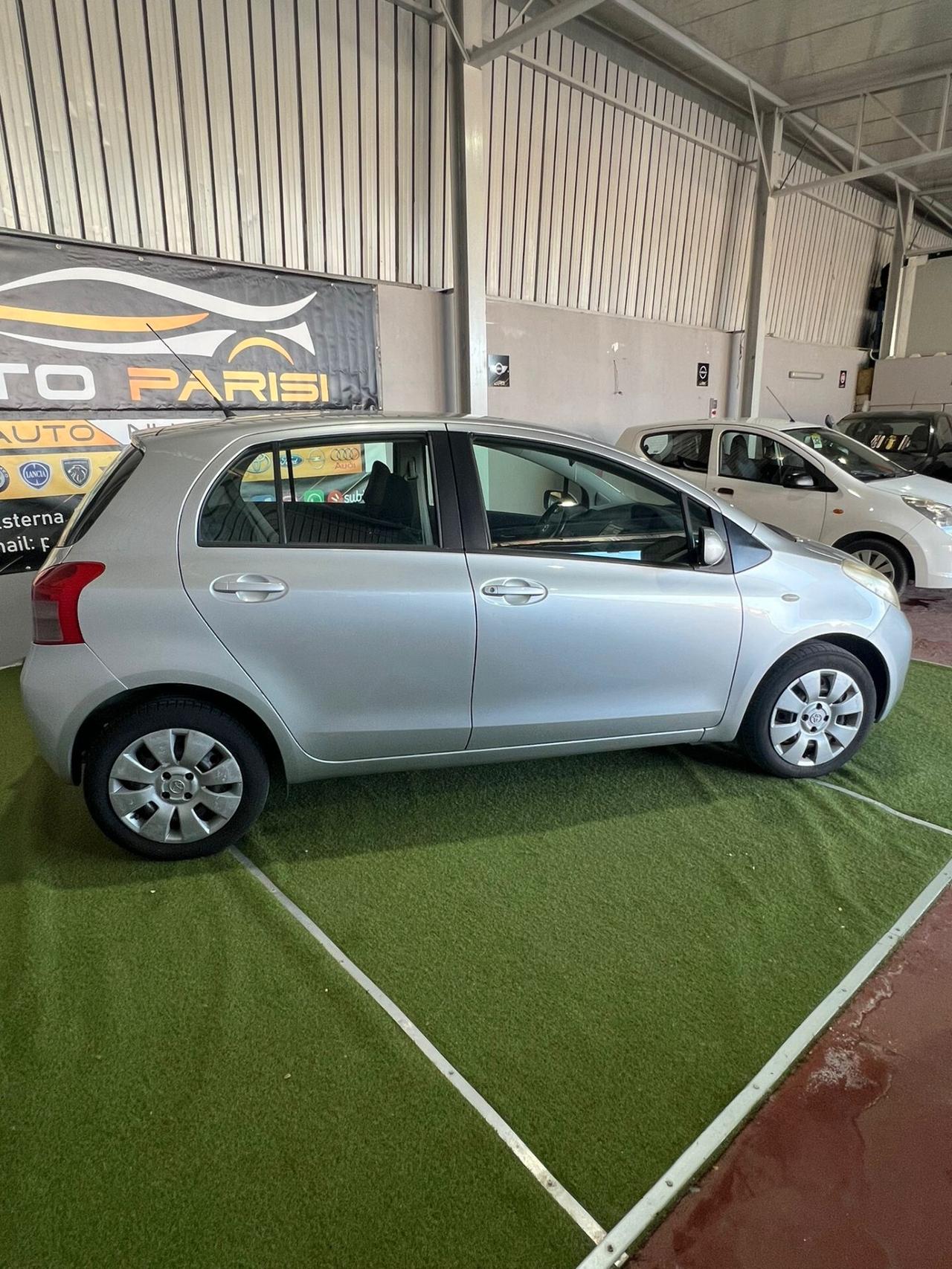 Toyota Yaris 1.3 5 porte Navi