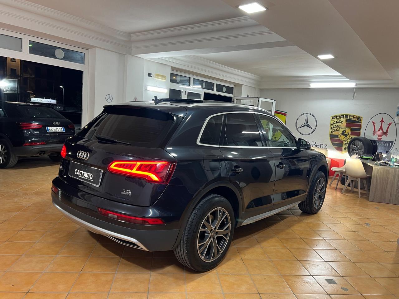 Audi Q5 2.0 TDI quattro S tronic S line plus
