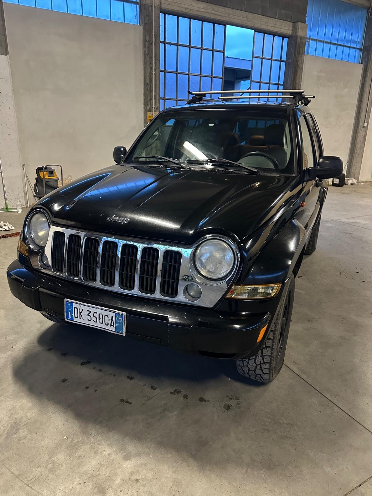 Jeep Cherokee 2.8 CRD Sport