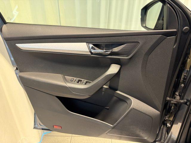 SKODA Karoq 1.5 TSI DSG Selection LED TravelAssist Camera